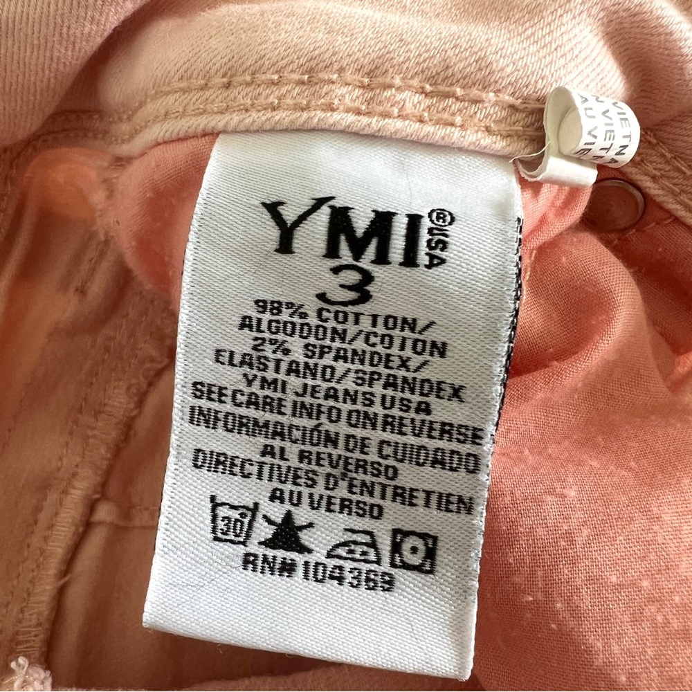 YMI Light Pink Women’s Bermuda Shorts - Picture 5 of 6